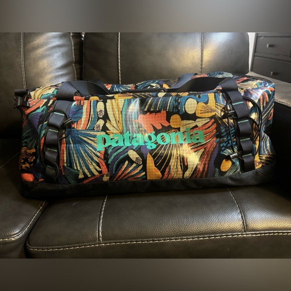 Patagonia Black Hole 55L duffel backpack- Joy/ Pitch Blue - Picture 3 of 10